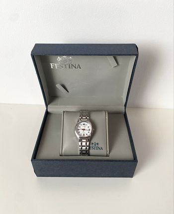 Montre Casio collection argenté 