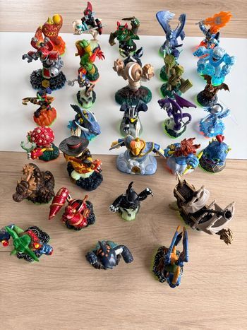 Figurines skylanders 
