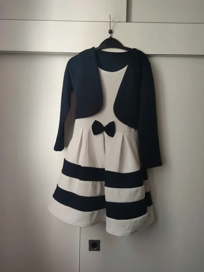 Robe élégante fille 10 ans, 140 cm