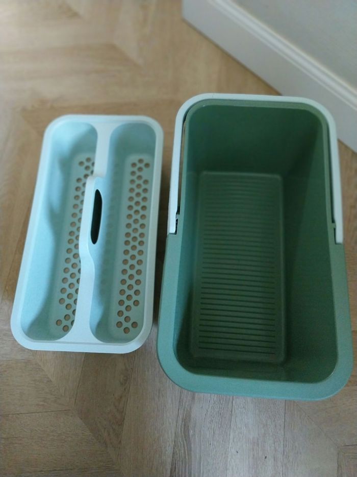 Seau avec porte produits Ikea - photo numéro 3