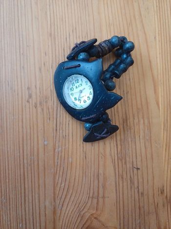 Montre élastique en bois