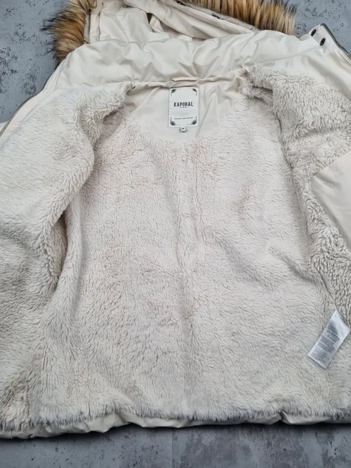 Doudoune Kaporal Crème – Taille S Femme (mesures en photos) - photo numéro 9