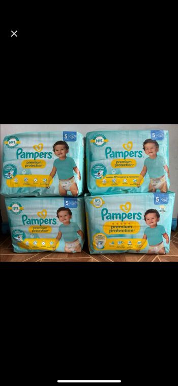 136 couches Pampers premium taille 5