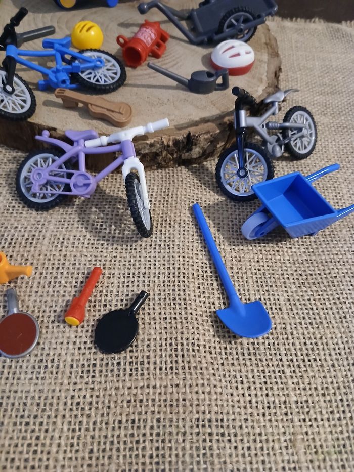 Lot de 23 accessoires pour playmobil vélo brouettes - photo numéro 5