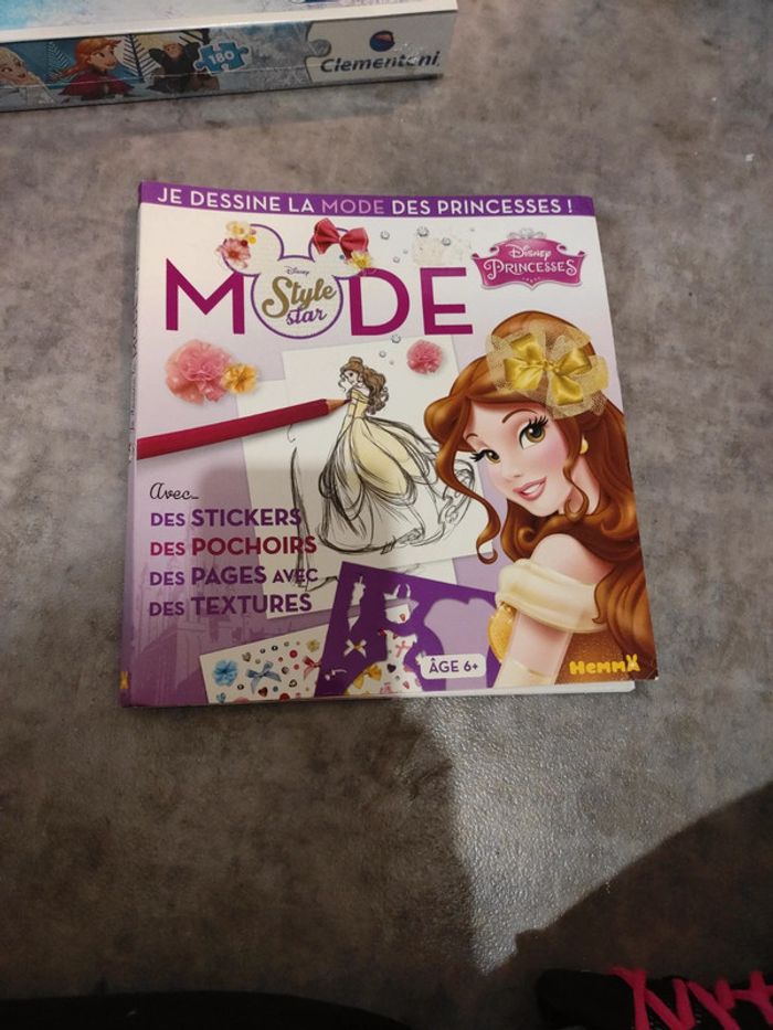 Livres d'activités princesse disney