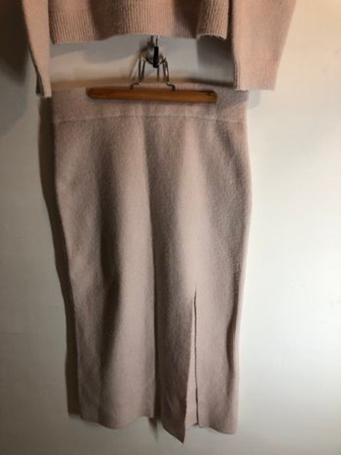 Ensemble en laine jupe +pull Mng - photo numéro 7