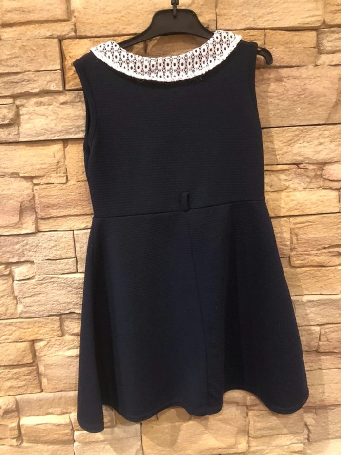 Très jolie robe 6 ans - photo numéro 2