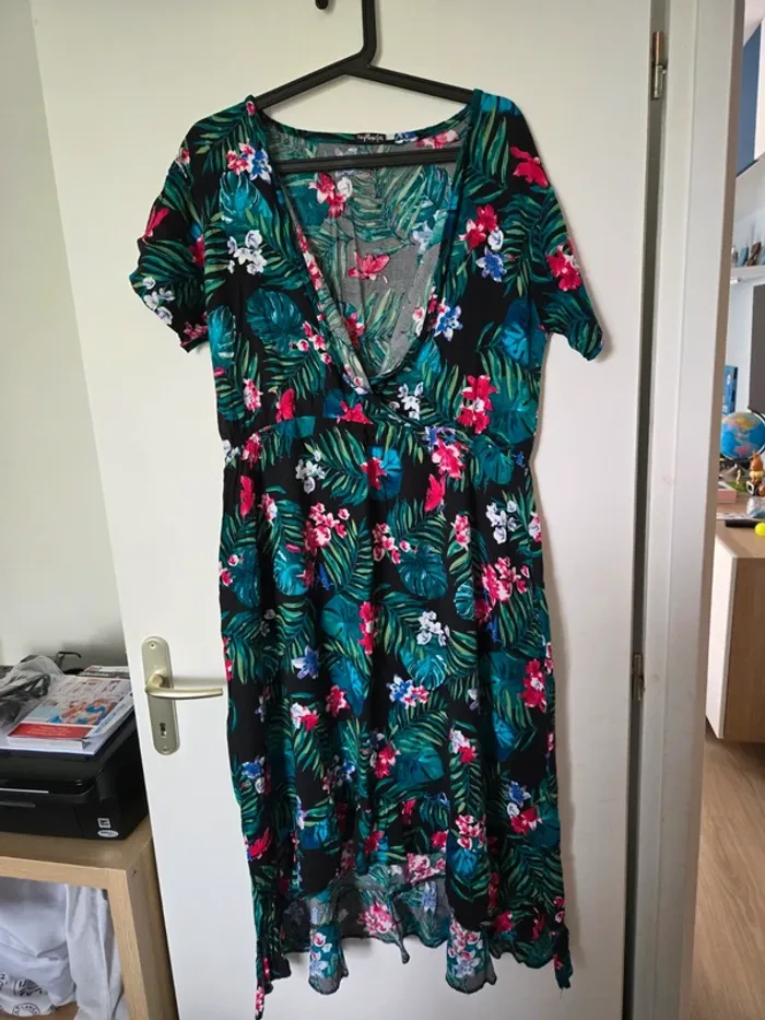Robe tropicale taille 46