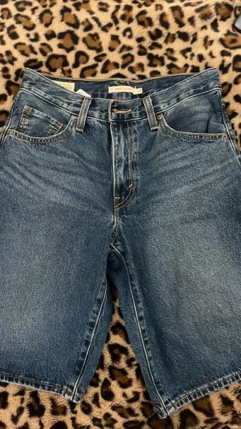 Short Levi´s