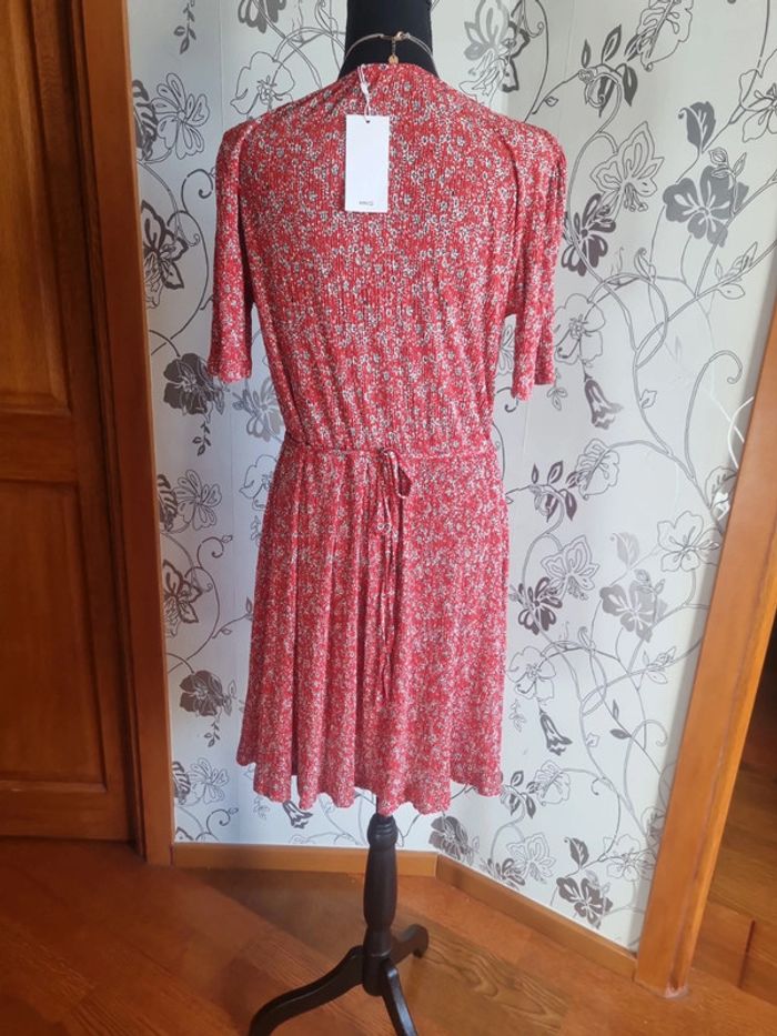 Robe fleurie rouge Mango - photo numéro 2
