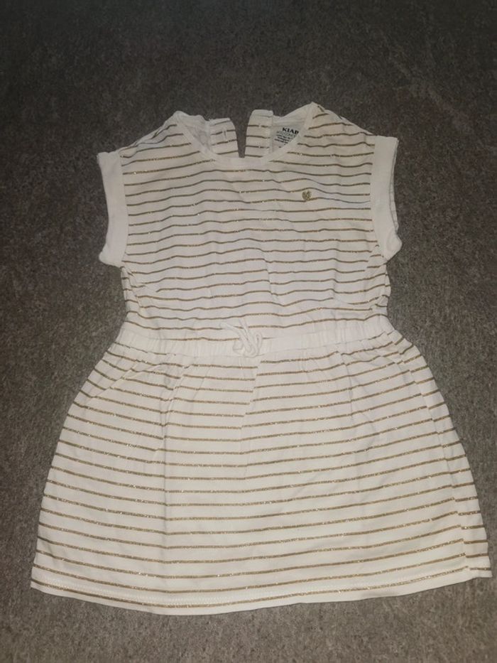 Robe manches courtes bébé fille 2 ans comme neuve