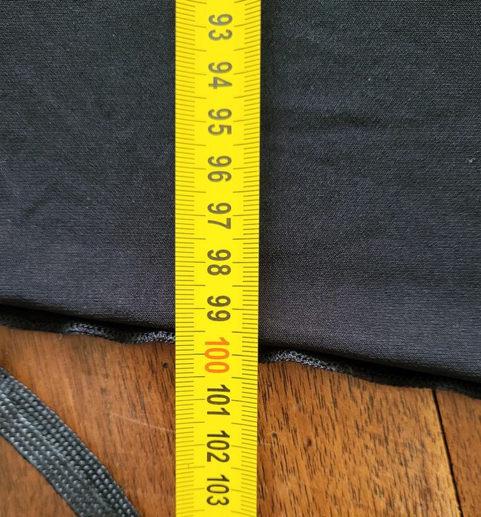 Robe noire moulante détails perles dorées Jaune Rouge Taille S ou 36 - photo numéro 12