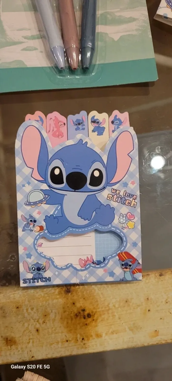 Lot petits articles papeterie Stitch Disney - photo numéro 3