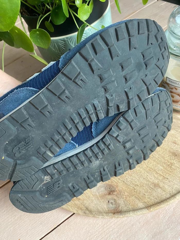 Basket New Balance pointure 35,5 - photo numéro 7