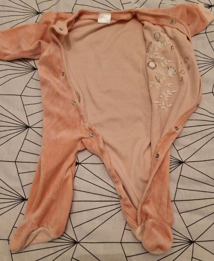 Pyjama - photo numéro 8