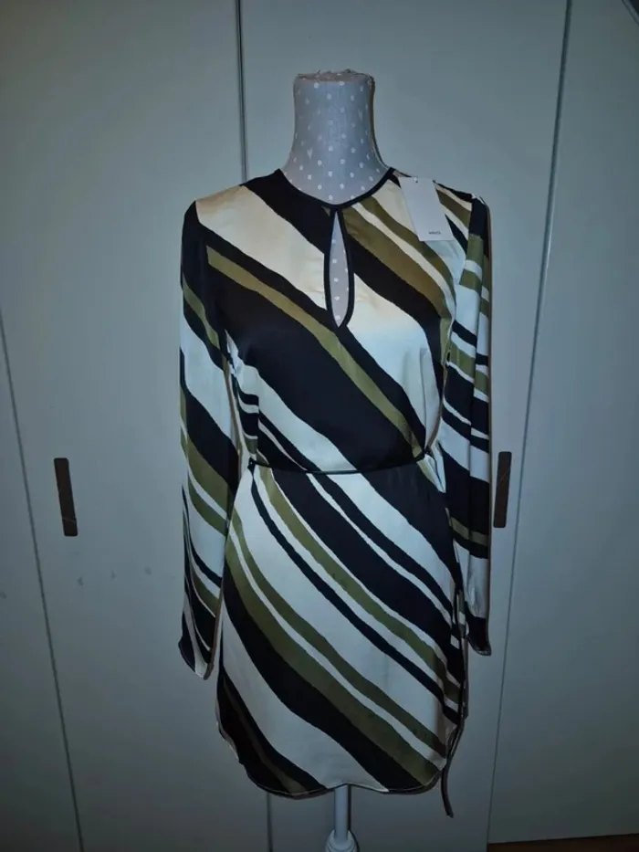Robe mango seventies neuve