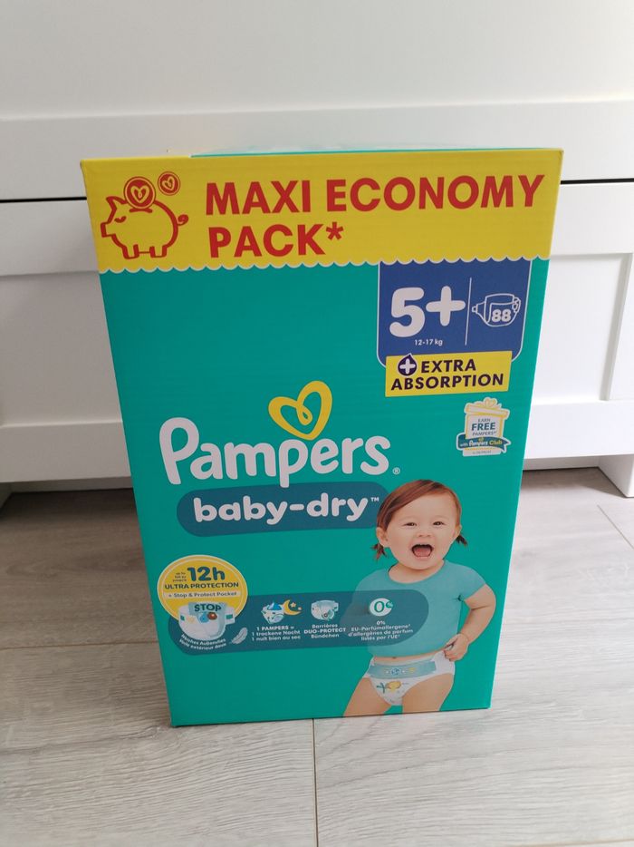 Couche pampers Baby Dry