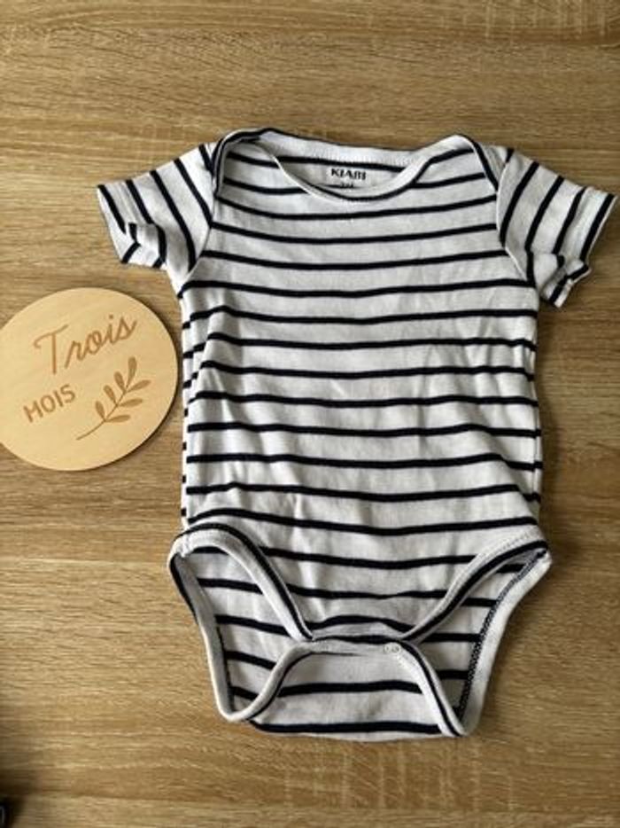 3 bodies manches courtes - photo numéro 4