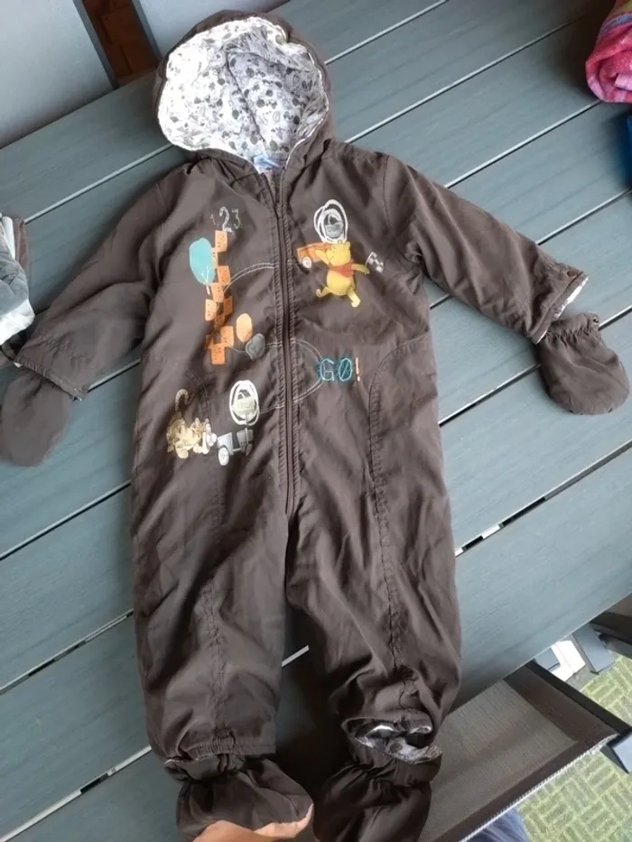 Lot 9 vêtements 2 ans Demi saison hiver - photo numéro 2