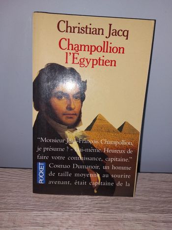 Livre de poche Christian Jacq Champollion l´Égyptien