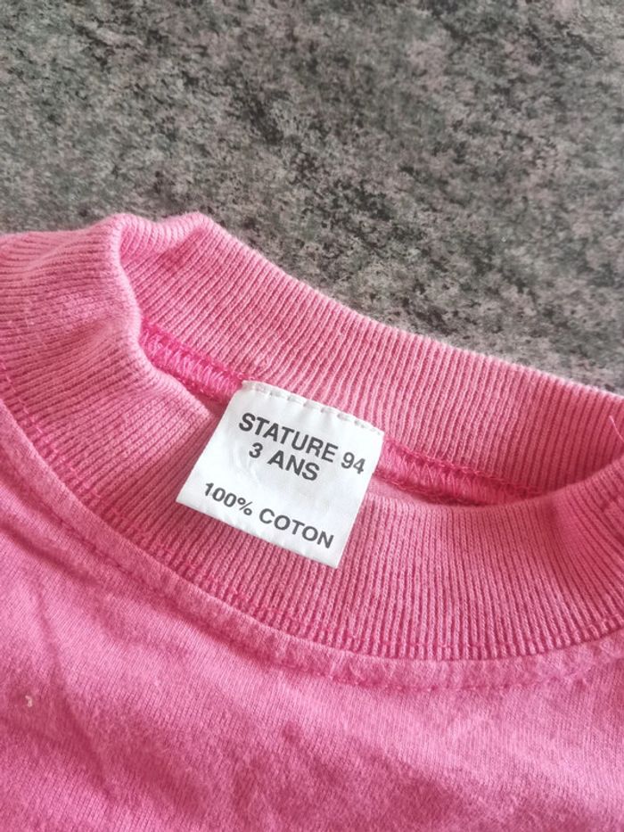 T-shirt manches courtes taille 3 ans stature 94 - photo numéro 3
