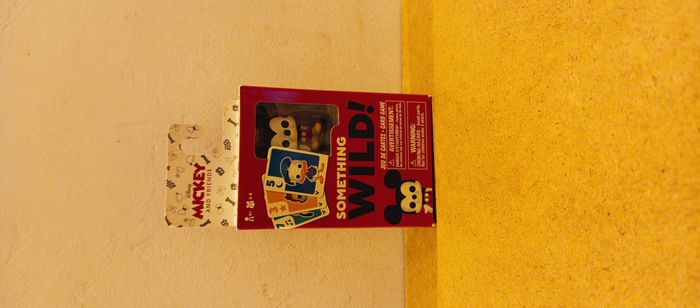 Jeu de cartes et figurine Mickey FUNKO