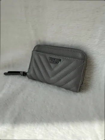 Porte-monnaie gris Victoria’s Secret neuf