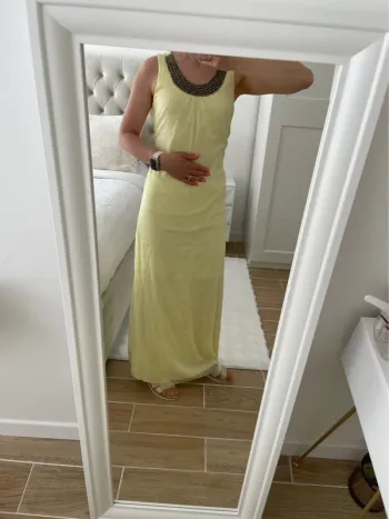 Robe longue jaune 38 col perlé
