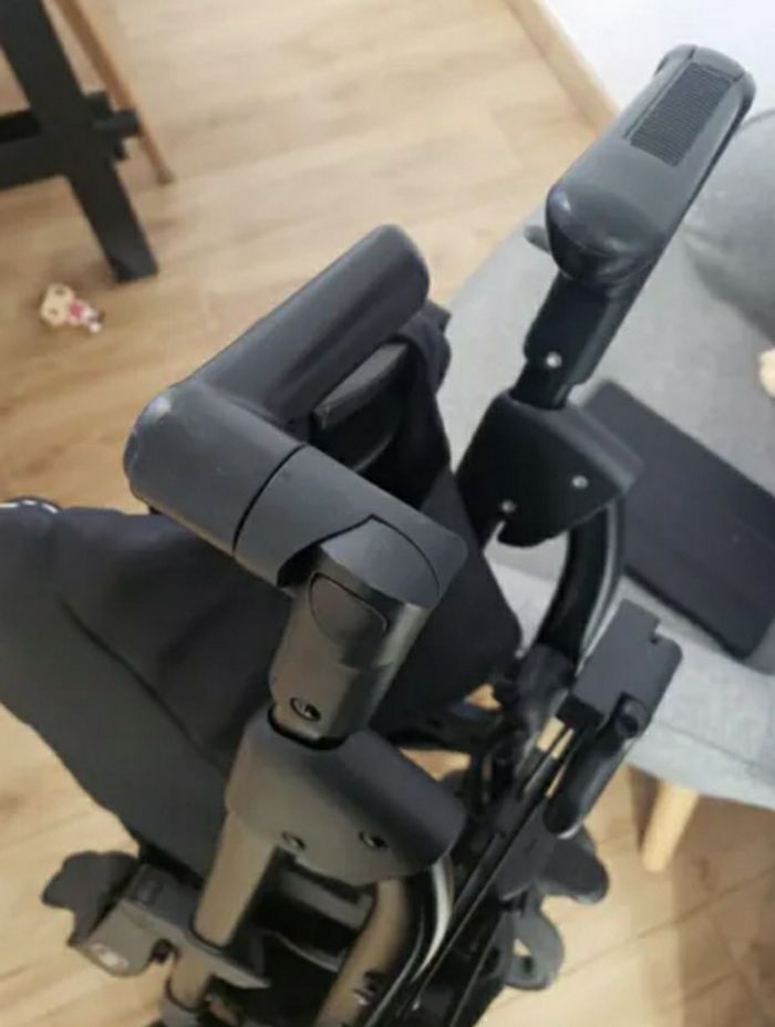 Poussette Chicco Trio (Pas d'envoi, remise en main propre Toulouse 31200) - photo numéro 10