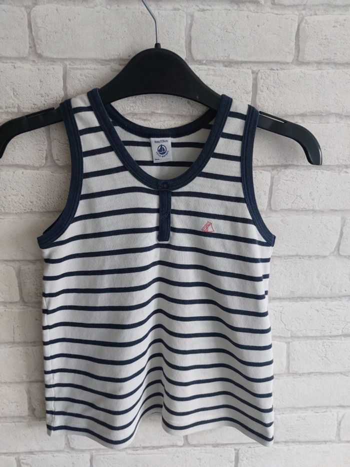 Débardeur Petit Bateau taille 8 ans