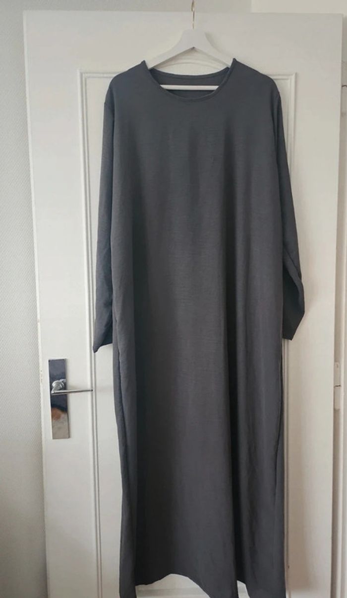 Robe longue grise - photo numéro 2