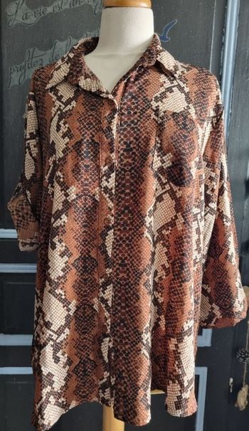 Chemise motifs serpent manches retroussable taille 3xl