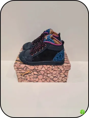 Chaussures Stones and Bones taille 21