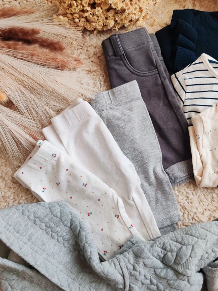 Vêtements 1 mois - photo numéro 2