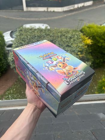 Display de Bundles Évolutions Prismatiques