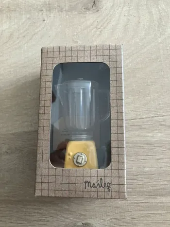 Blender jaune pour souris maileg