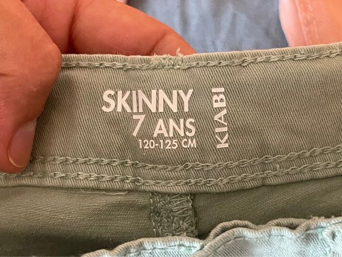 Lot de 2 pantalons skinny - Kiabi - 7 ans - photo numéro 3