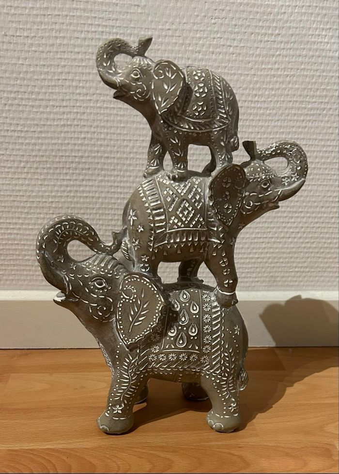 Décoration posture éléphant – Maisons du Monde – Neuf