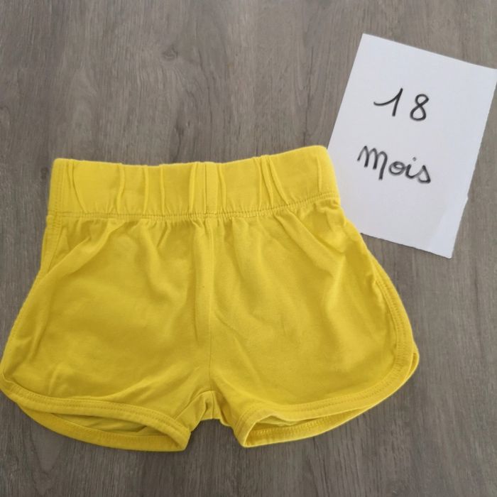 Short jaune mixte