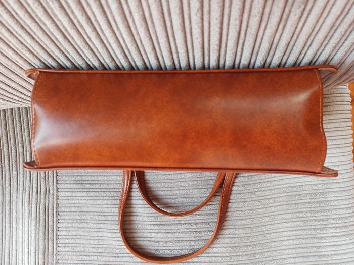 Vends petit sac à main marron - photo numéro 5