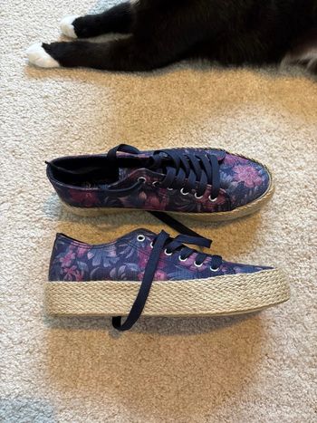 Chaussures rose violettes avec plate-forme osier taille 39