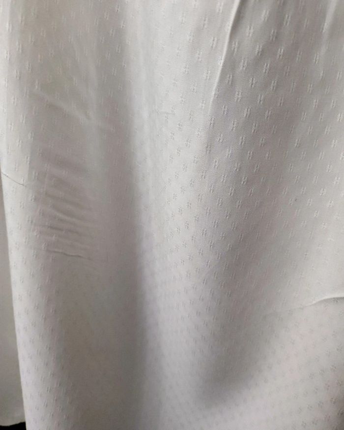 Blouse blanche taille 40 H&M épaule dénudée - photo numéro 4