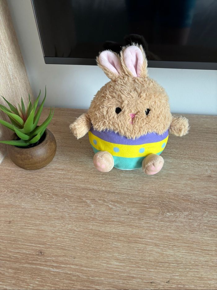 Peluche lapin pâque