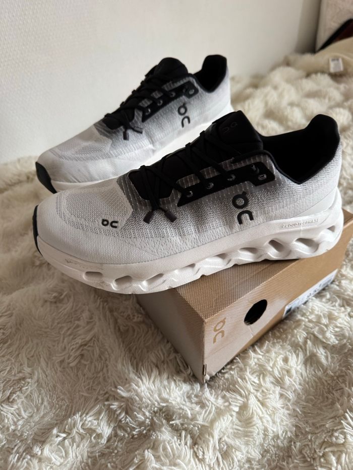 Chaussures On - photo numéro 1