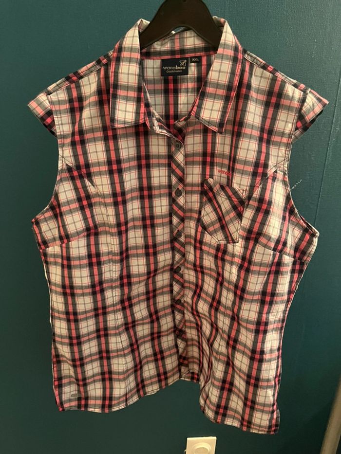 Très jolie chemise sans manche pour femme - photo numéro 2