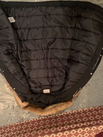 Parka femme noire avec fausse fourrures