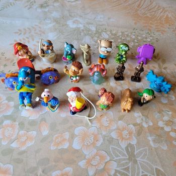 3 lots de jouets kinder