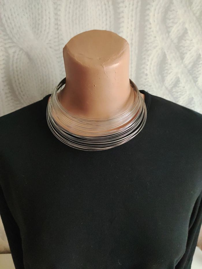 Ras du cou collier en métal multicouche