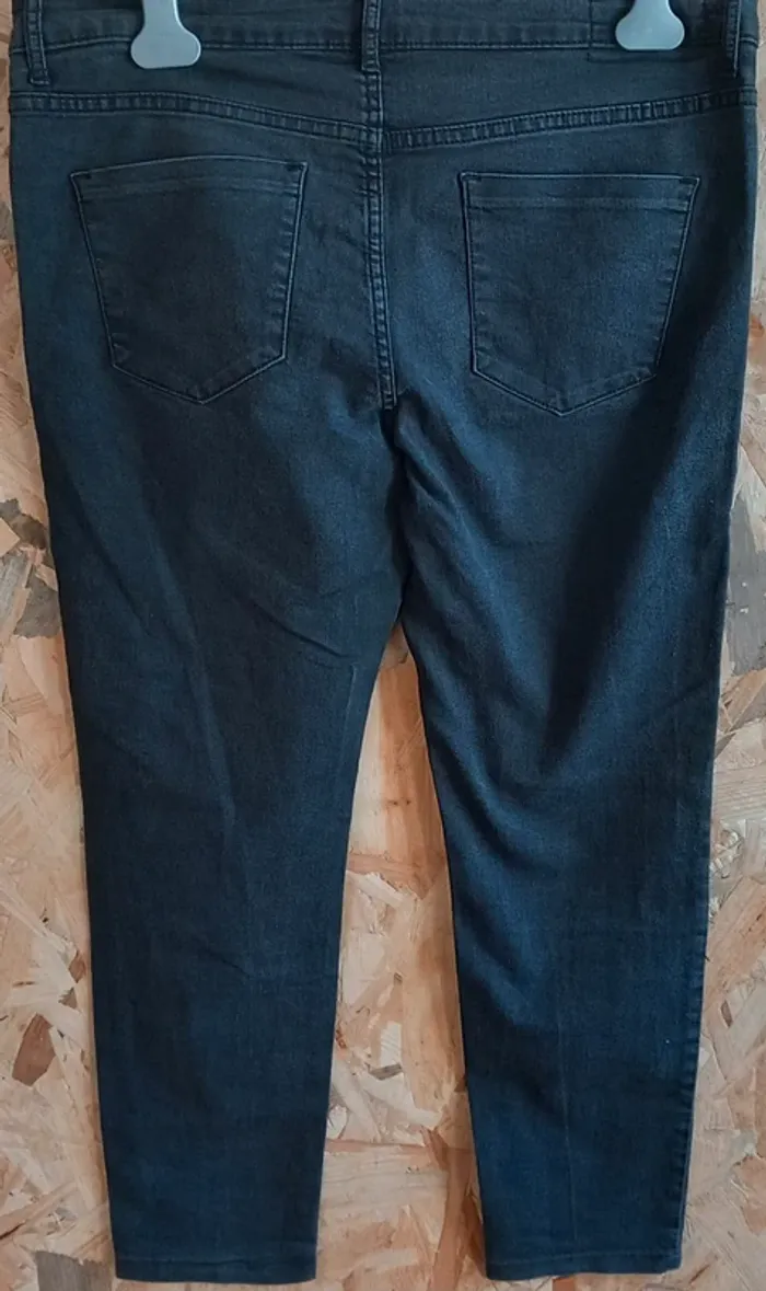 Jeans Femme Kiabi Taille 44 - photo numéro 2