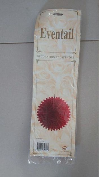 Éventail à suspendre 68cm